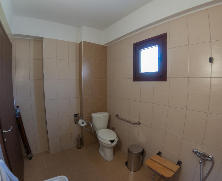 Ianthi Maisonettes Nea Roda Exterior foto